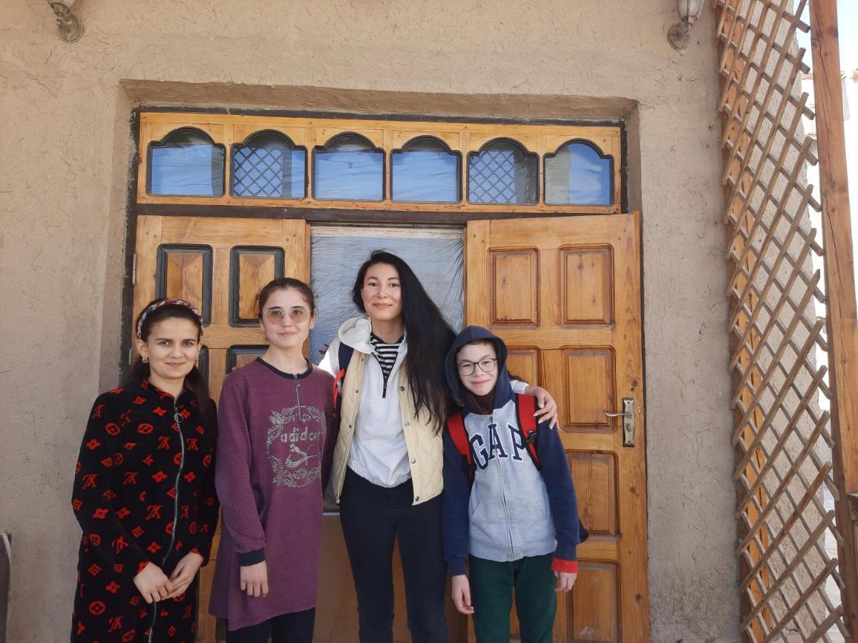 "Yoqut House" Guest House In The Centre Of Ancient City Khiva ภายนอก รูปภาพ